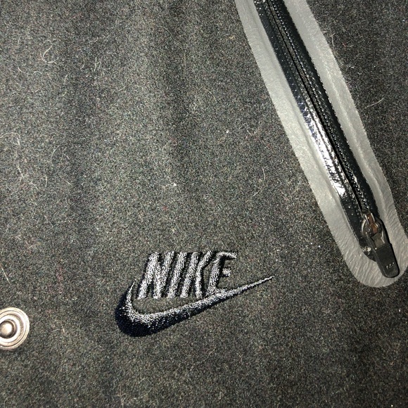 Jacket - Picture 4 of 4